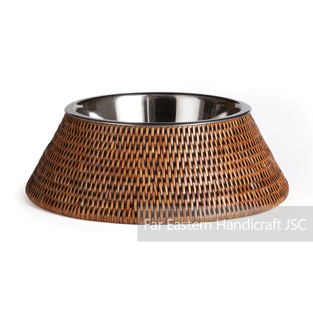 rattan pet feed 2